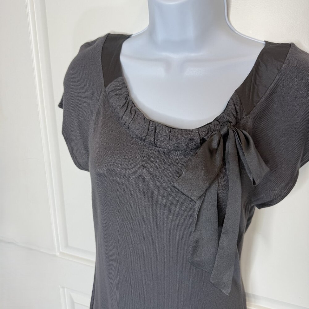 H&M Gray Satin Trim Dress Size M Bow Detail Short Sleeve Shift Dress - Picture 5 of 11